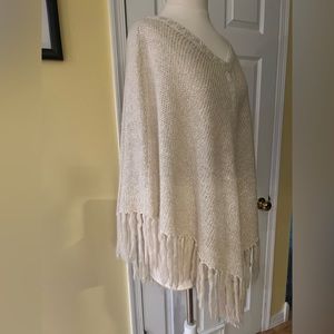 Woman’s Sweater Shawl